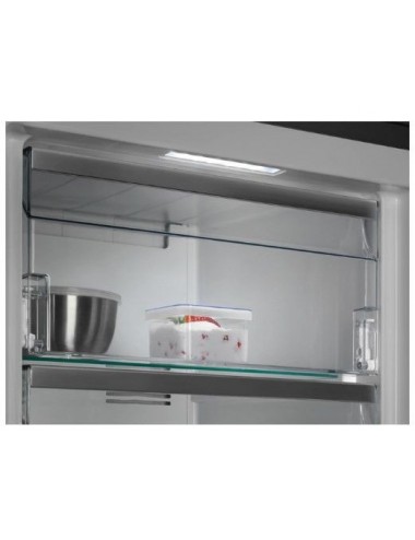 Aeg Congelador Vertical AGB728E6NW Blanco 1’86m NoFrost 280L Clase E  AEG - 3