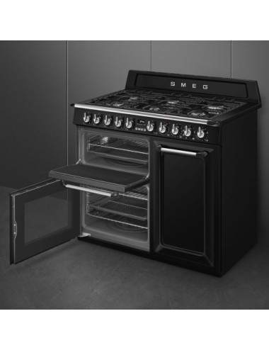 Smeg Cocina Victoria TR103BL 3 Hornos Termoventilado Gas 6 Fuegos Negra 61L Clase A